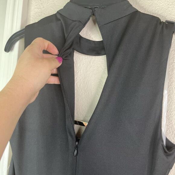 Bebe Bar Detail Jumpsuit Women’s Size Medium Black Gold Bar New - Picture 7 of 13